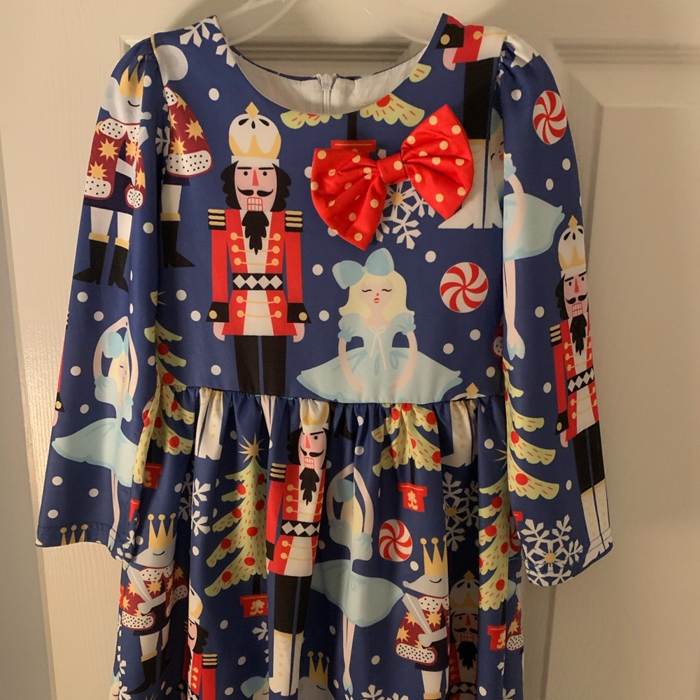 Girls Nut Cracker dress 5/6